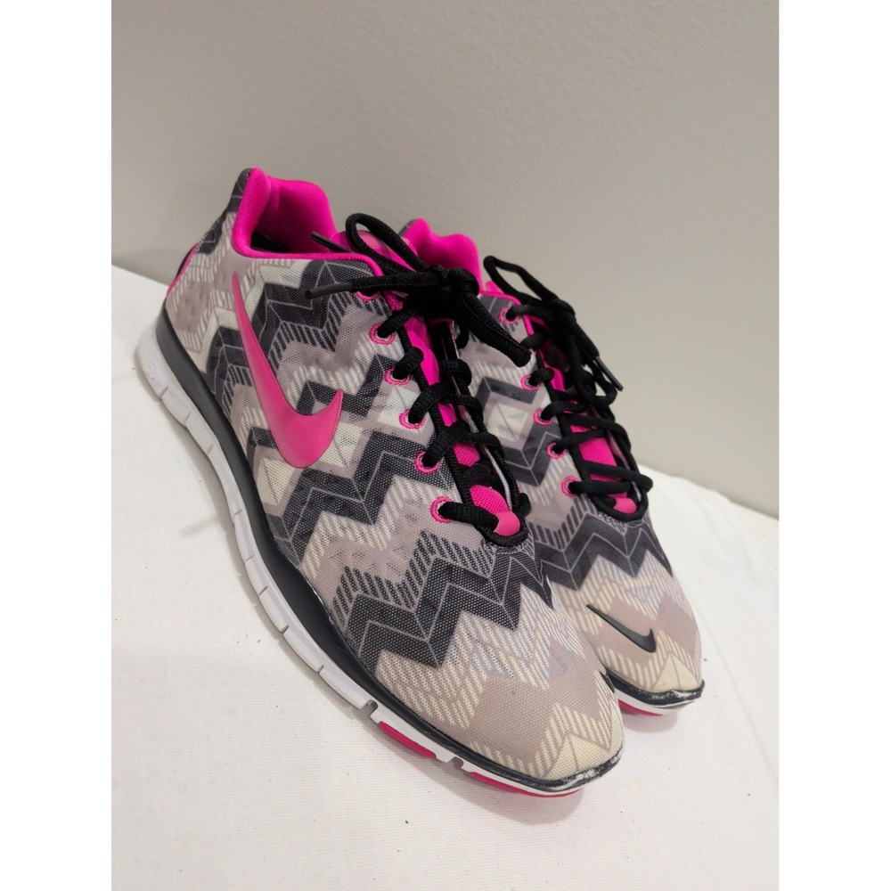 Nike Free TR Fit 3 Womens Sneakers Grey Pink Chevron 555159-015 Size 9